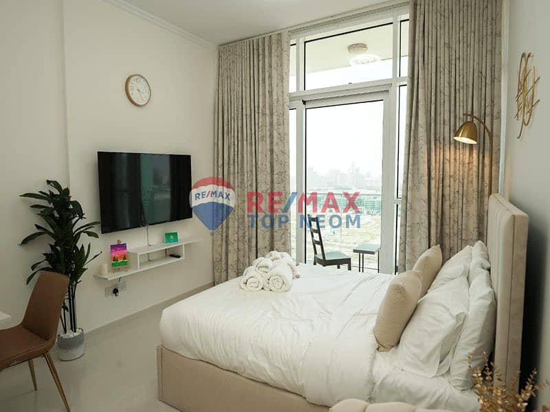 FULLY FURNISHED | HIGH FLOOR | VACANT