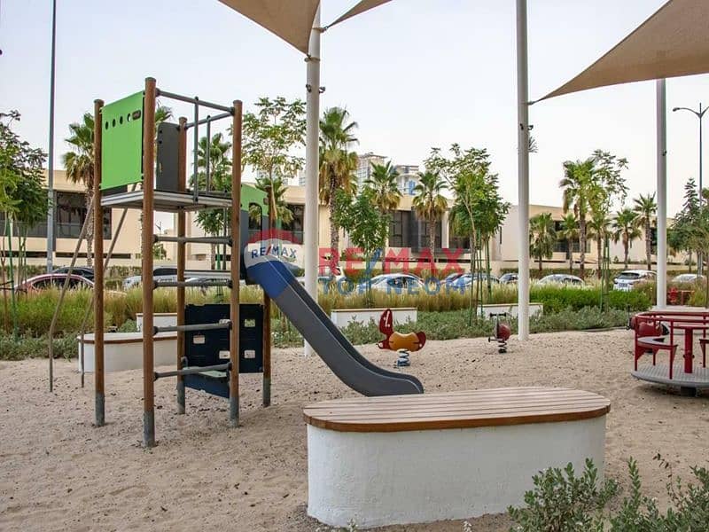 FULLY FURNISHED | SPACIOUS | VACANT - Image 6