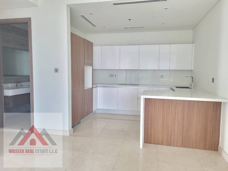 BREEZY I LIGHT AND BEAUTIFULLY MODERN - Image 7