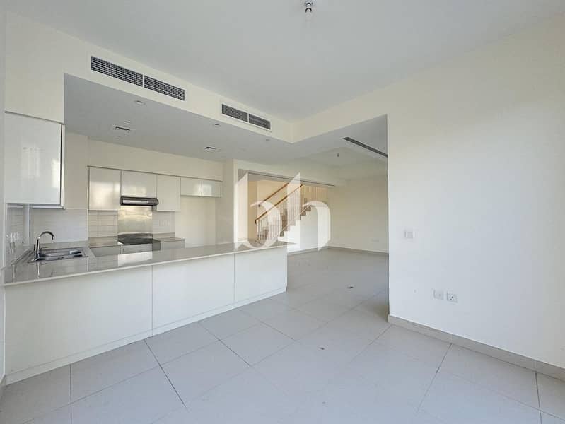 Close To Amenities | Desired Location | Unfurnished - Image 6