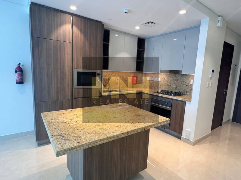 Community View | Unfurnished | Ready to Move-in