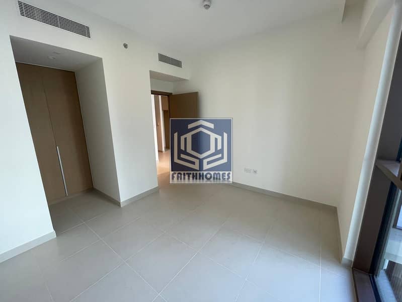 BEACHFRONT LUXURY LIVING AT CREEK HARBOUR - Image 7