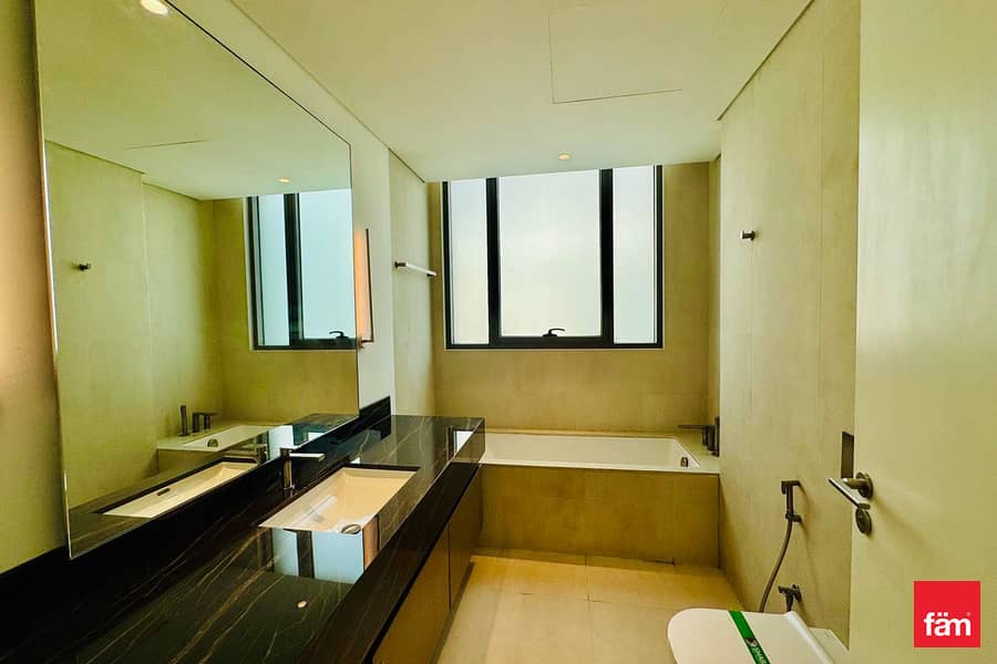 10min from Downtown|Luxury Villa| Motivated Seller - Image 14