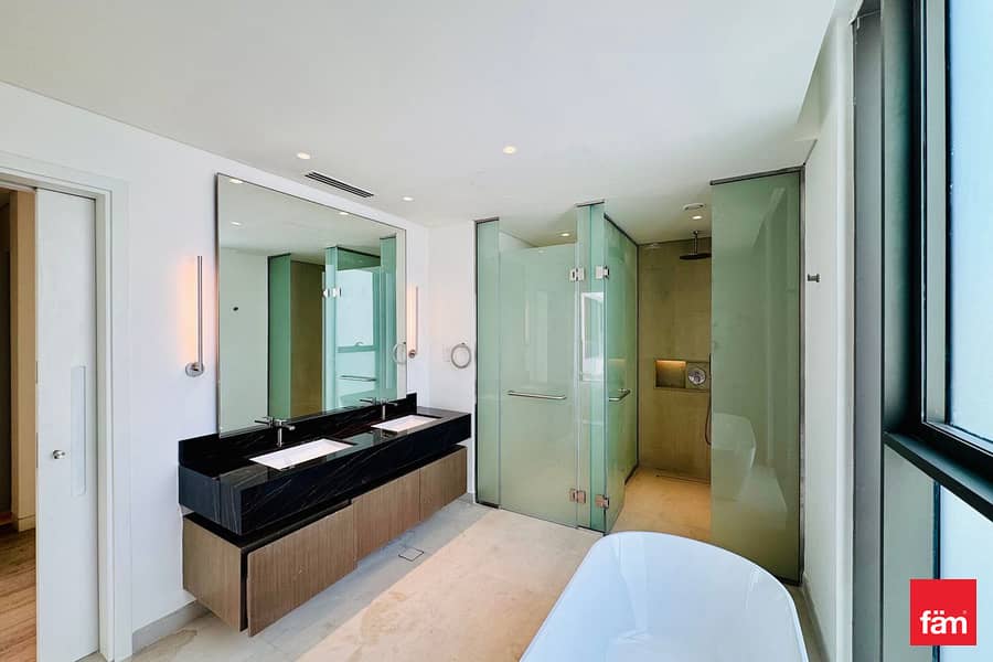 10min from Downtown|Luxury Villa| Motivated Seller - Image 15