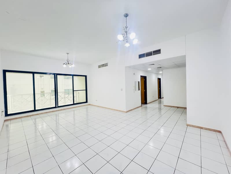 Chiller free || Luxury 2BHK Behind Burjuman Mall || With all Amenities || For family only