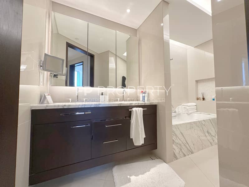 Fully Furnish 3 Bed | Higher Floor | Sea View | Vacant - Image 12