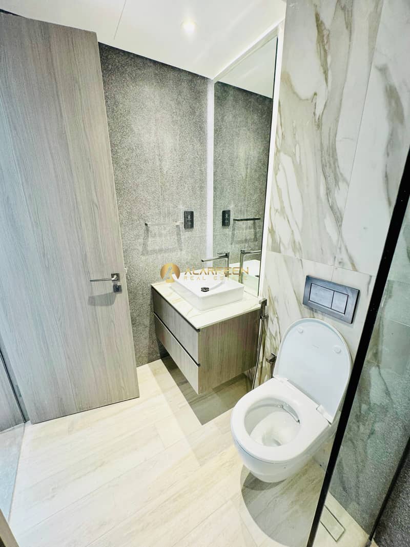 Studio Apartment | Brand New | Modern Design - Image 7