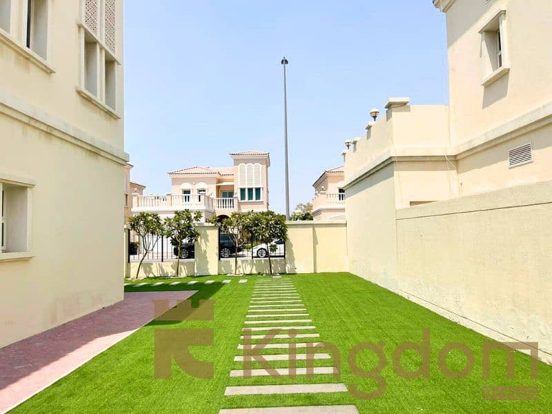 Premium 4BR Villa | Landscaped Garden | Single Row - Image 12