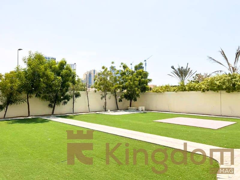 Premium 4BR Villa | Landscaped Garden | Single Row - Image 13