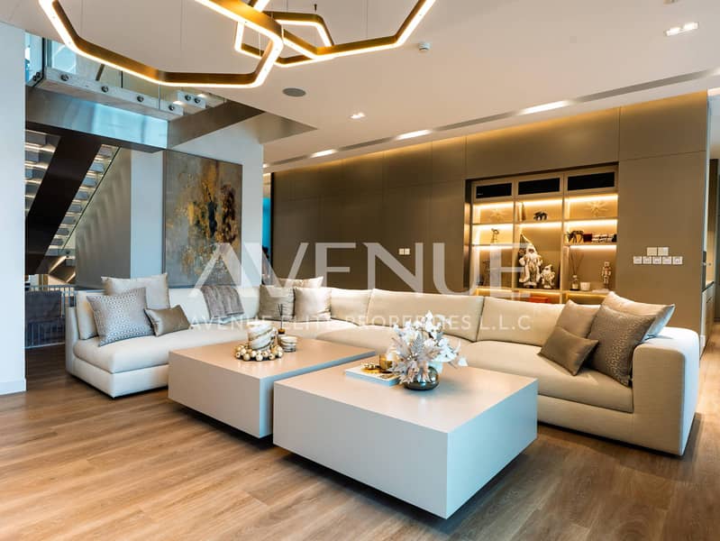 Exquisite Villa | Beach Front Living | Vacant