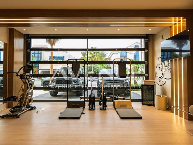 Exquisite Villa | Beach Front Living | Vacant - Image 18