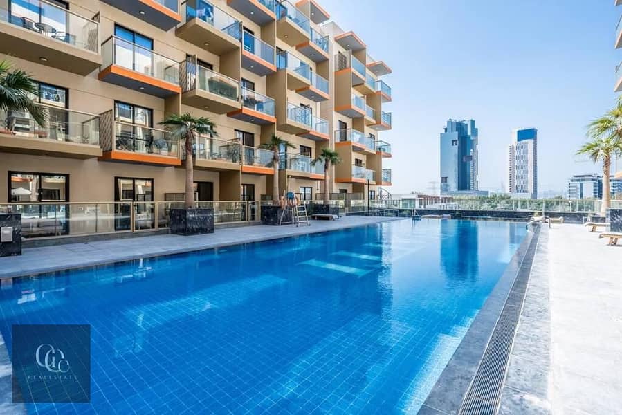 12 Cheques | Modern Amenities | Semi Furnished