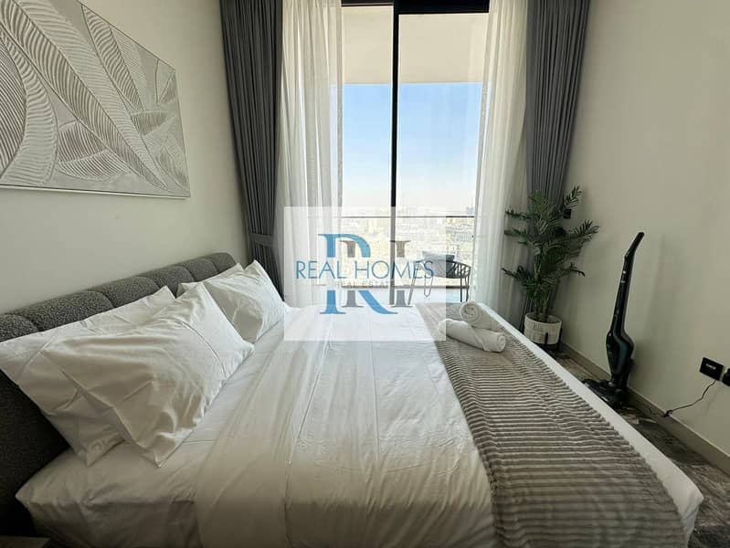 Fully Furnished | Smart Features | Open Views - Image 9