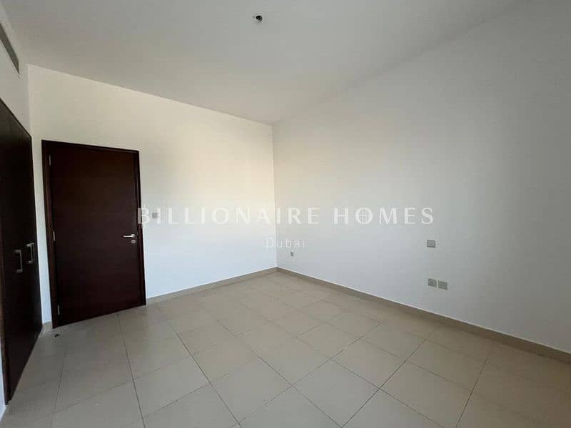 Vacant on Transfer| Big Plot | Single Row - Image 9