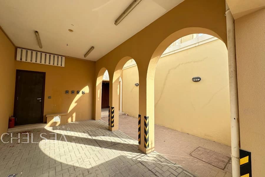 SINGLE ROW | CONVERTIBLE BEDROOM | ACCESSIBLE - Image 11