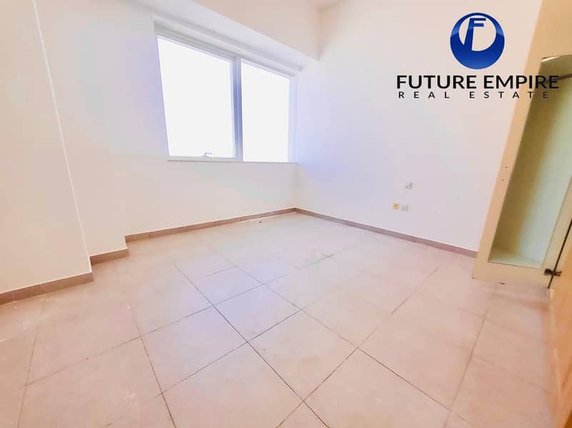 Chiller Free | Luxurious 2BHK | Maid's Room | High Floor - Image 8