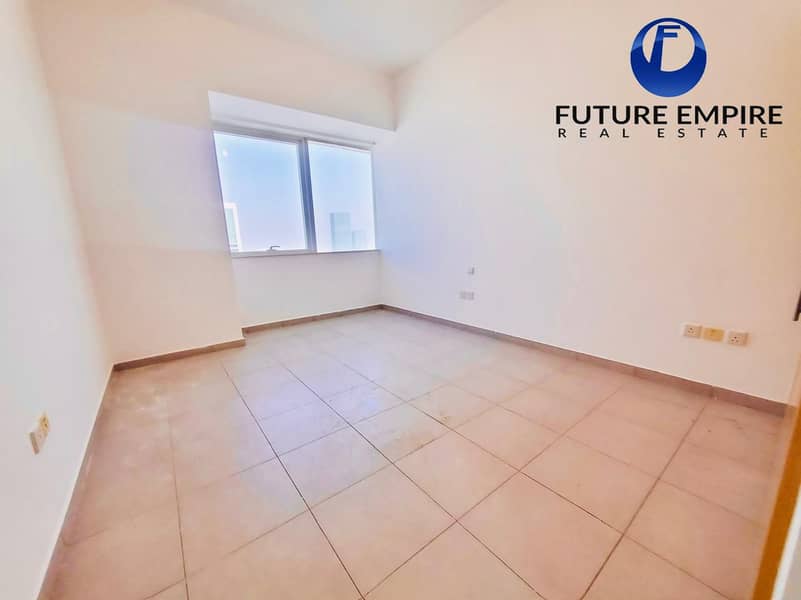 Chiller Free | Luxurious 2BHK | Maid's Room | High Floor - Image 9