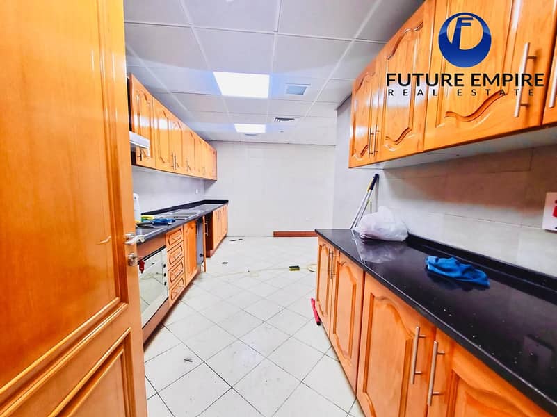 Chiller Free | Luxurious 2BHK | Maid's Room | High Floor - Image 17