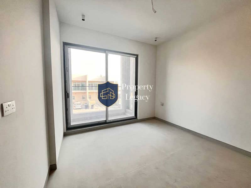 Modern Townhouse | Good Connectivity | Prime Area - Image 12