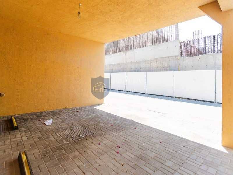 Spacious Villa | Premium Community | Vacant Now - Image 25