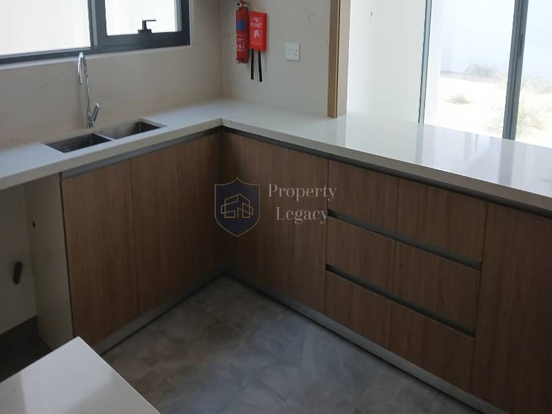 Luxury 4 BR House | Premium Location | Vacant