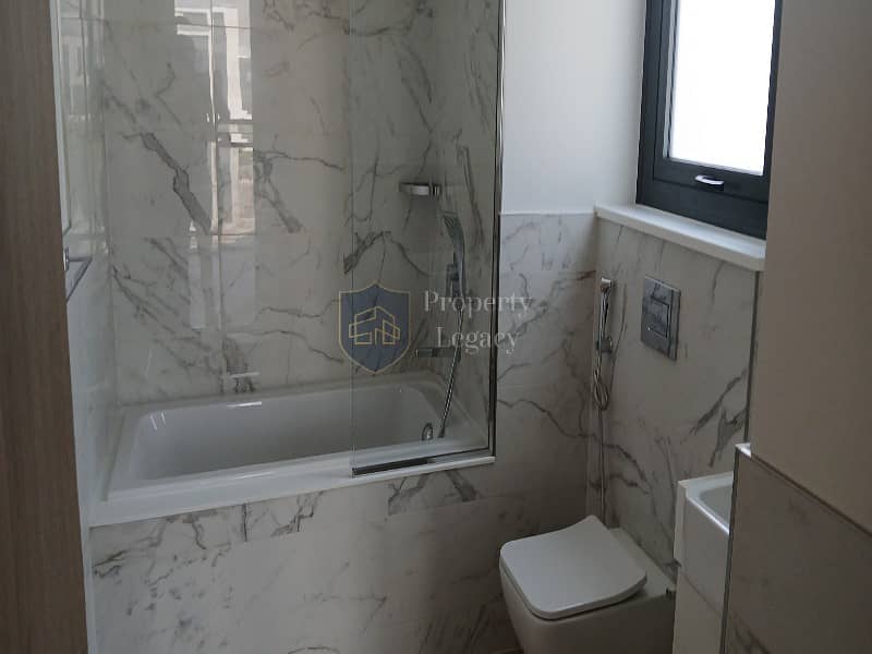 Luxury 4 BR House | Premium Location | Vacant - Image 20