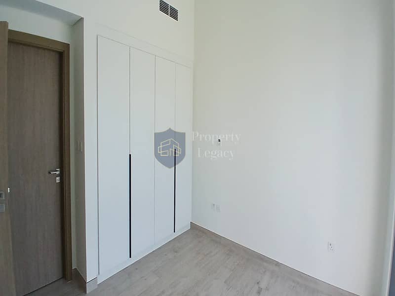 Vacant | Ready To Move In | Private Garden - Image 10