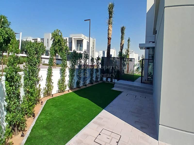 Vacant | Ready To Move In | Private Garden - Image 13