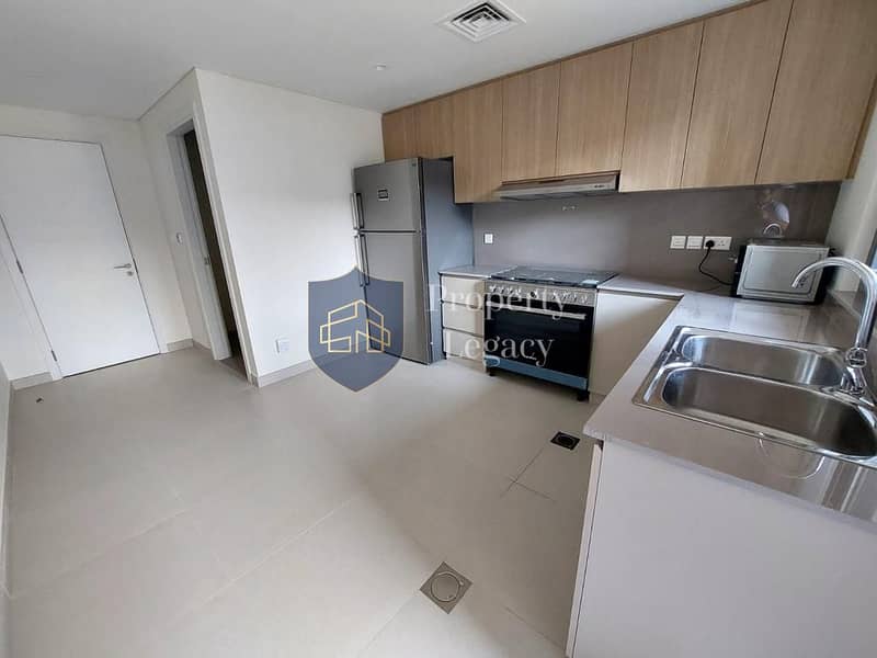 Community View | Spacious | Vacant