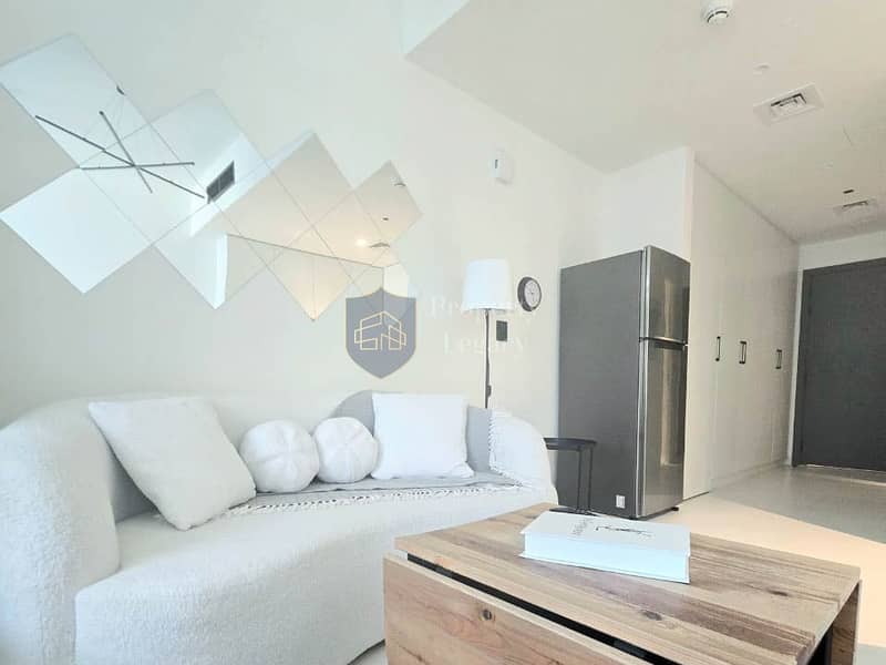 Fully Furnished | Park View | Vacant Now