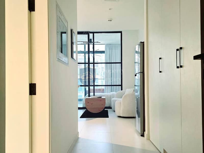 Fully Furnished | Park View | Vacant Now - Image 6