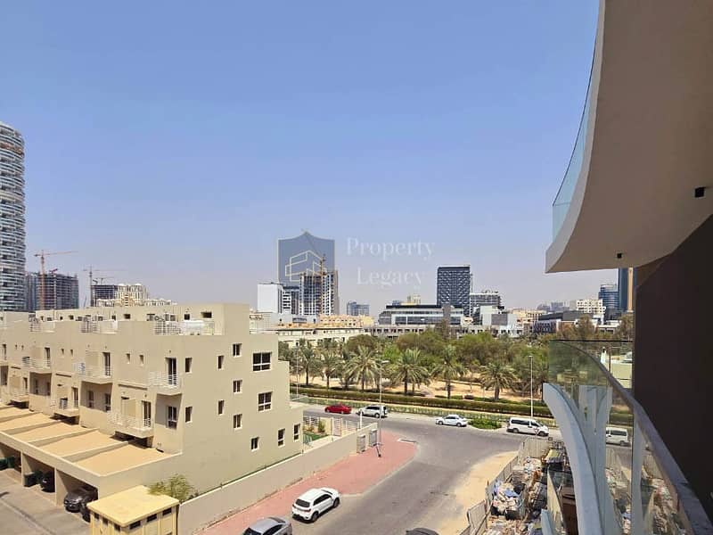 Fully Furnished | Park View | Vacant Now - Image 12