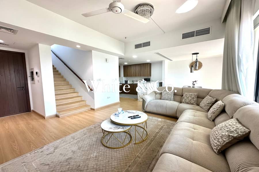 3BR TH | Single Row | Furnished Townhouse 3BR TH | Single Row | Furnished Townhouse