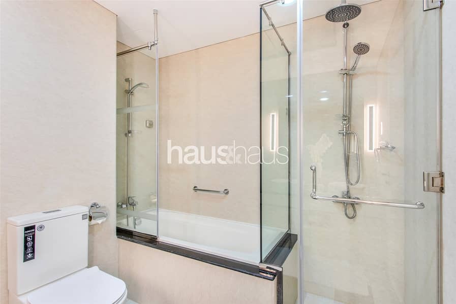 Burj Khalifa View | Upgraded | Furnished | VOT - Image 10