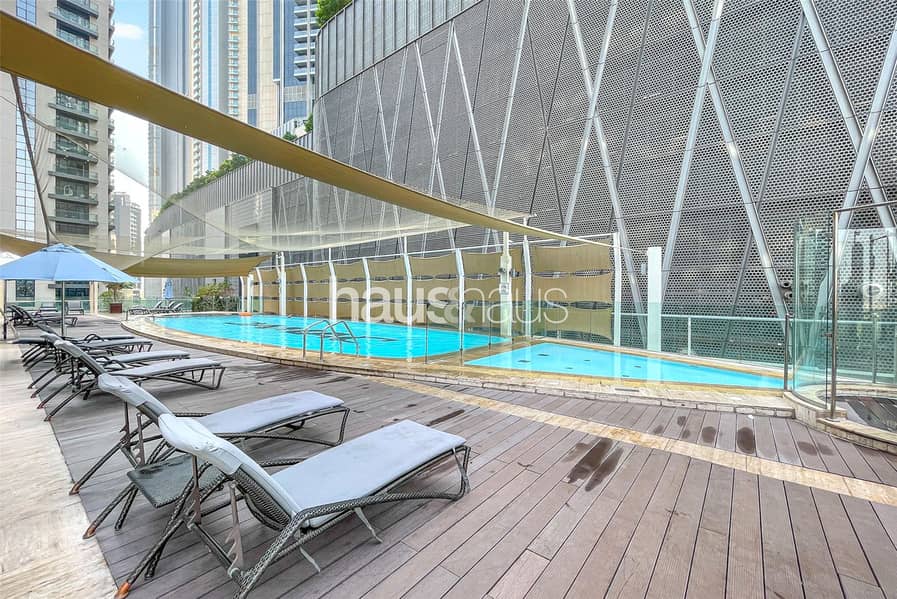 Burj Khalifa View | Upgraded | Furnished | VOT - Image 13