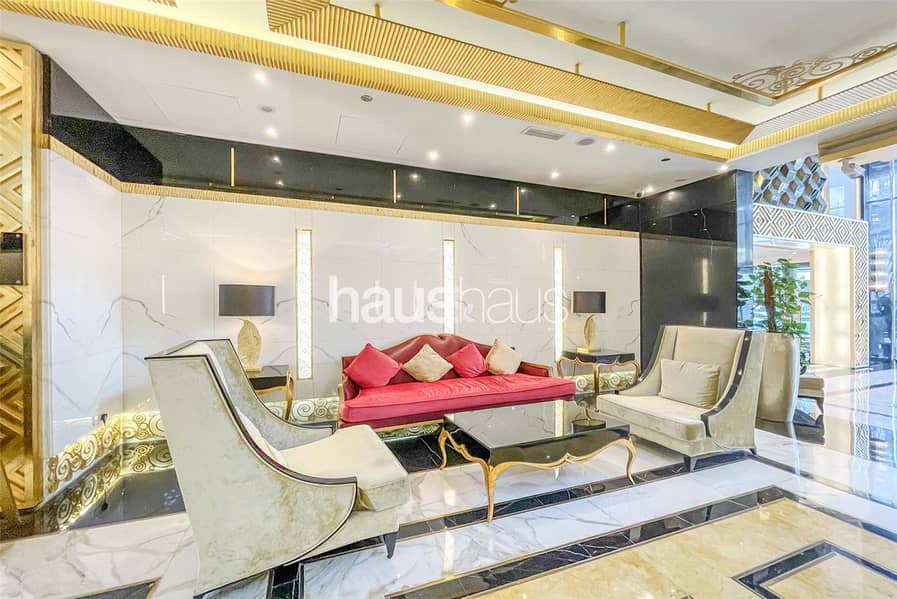 Burj Khalifa View | Upgraded | Furnished | VOT - Image 19