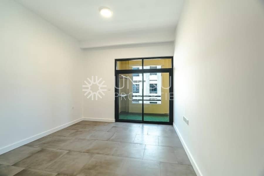 Fully Renovated 3BR | Al Nakheel 1 – The Greens - Image 9