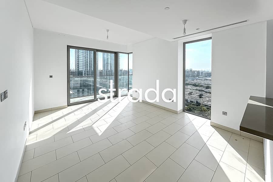 Exclusive | Vacant | Corner layout