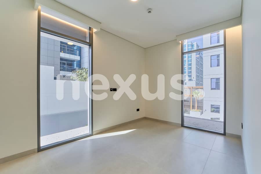 Corner Unit | Pool View | Park View - Image 13