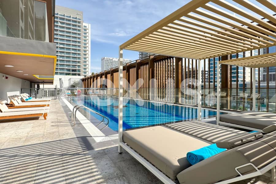 Corner Unit | Pool View | Park View - Image 23