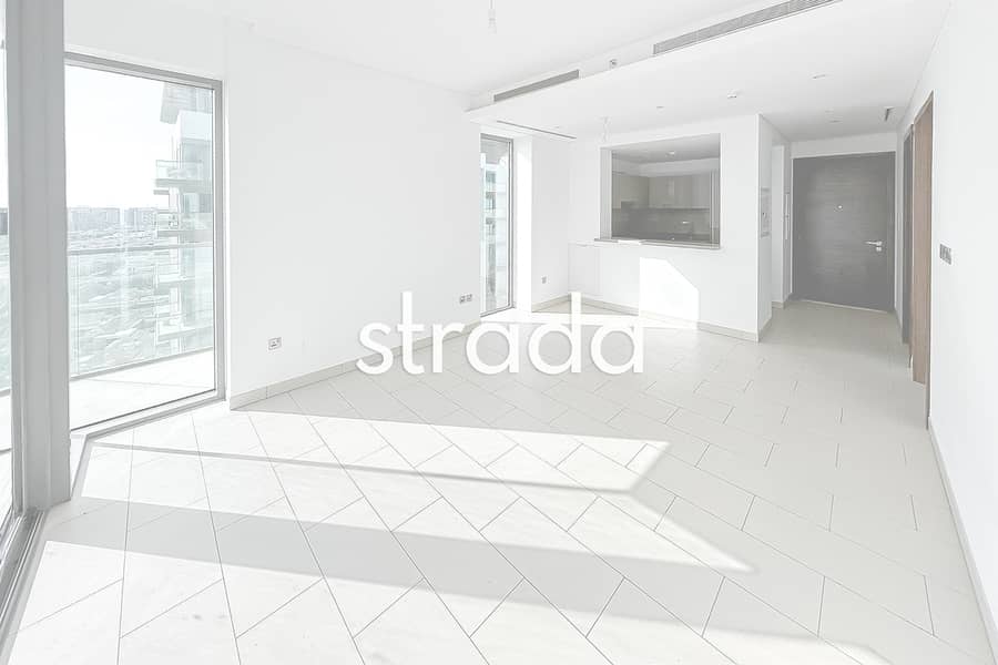 Exclusive | Vacant | Corner layout