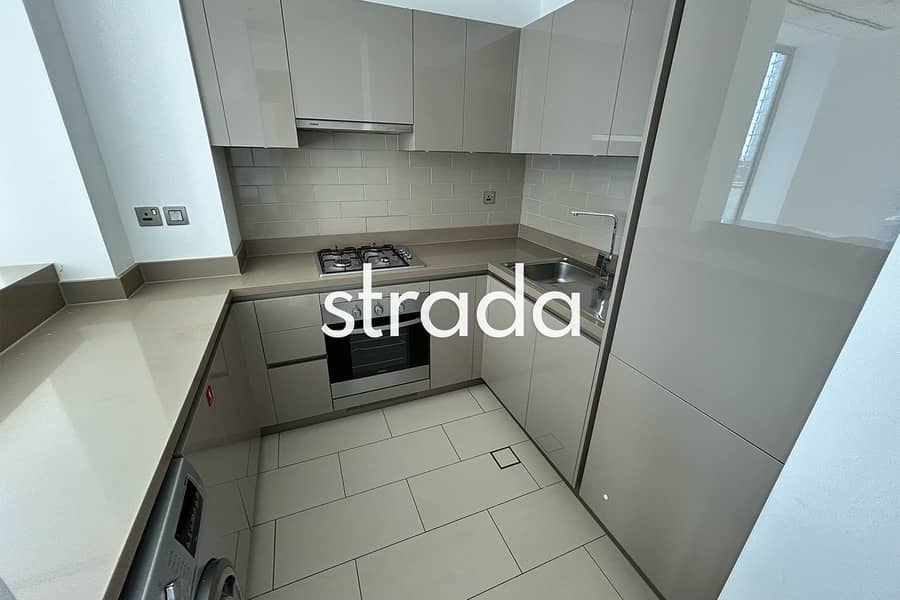 Exclusive | Vacant | Corner layout