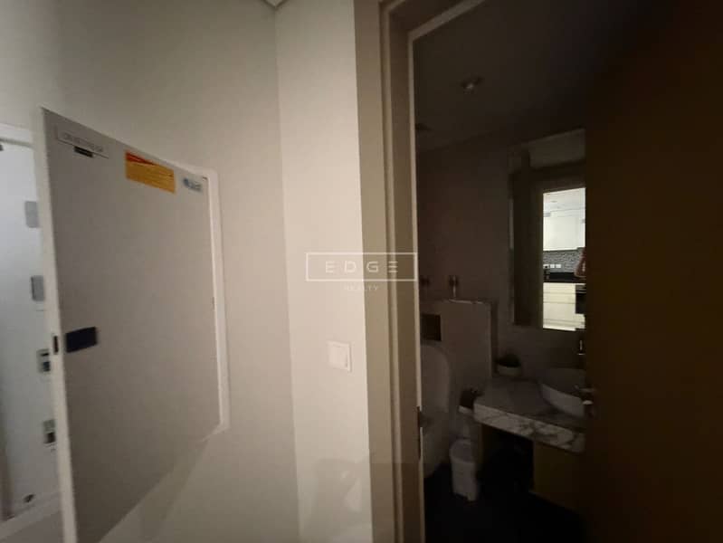 High Floor | Canal View | Large Layout - Image 17