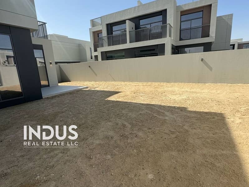 Proper Corner Plot | AMC Contract + Garage Door - Image 19