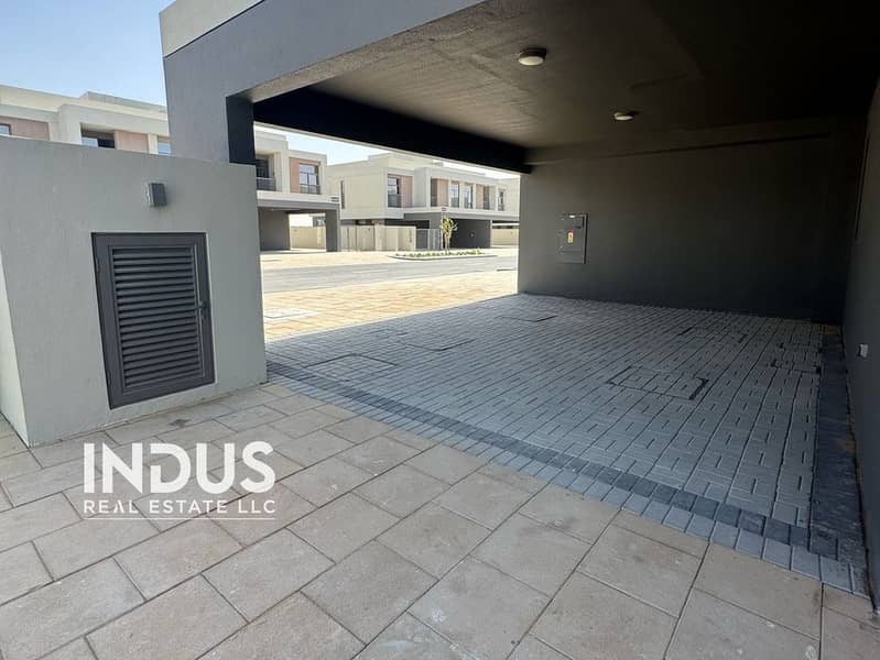 Proper Corner Plot | AMC Contract + Garage Door - Image 22