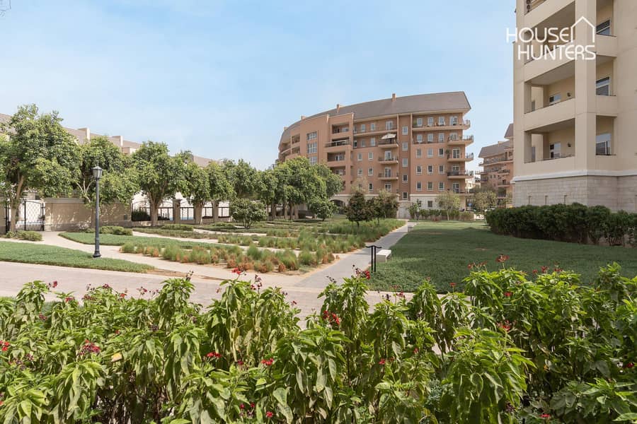 Fully Upgraded|Excellent Location|Multiple Cheques - Image 24