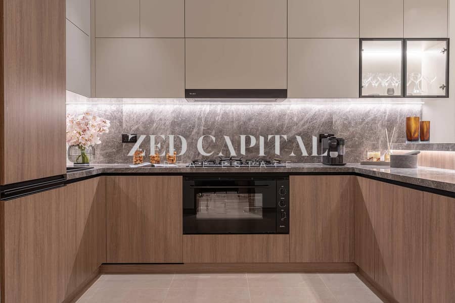 Top Floor | Resale | Park and Burj Khalifa Views - Image 10