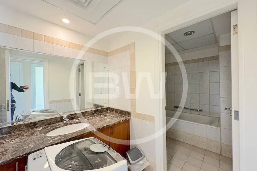 Exclusive 3 bedroom villa | Market value - Image 10