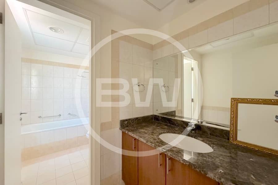 Exclusive 3 bedroom villa | Market value - Image 11