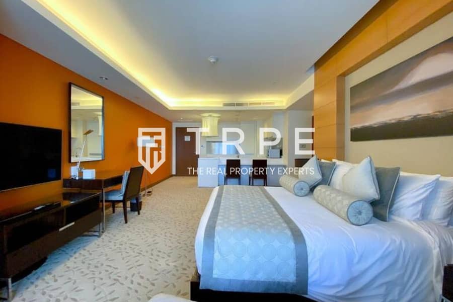 Burj Khalifa View | Furnished | Vacant